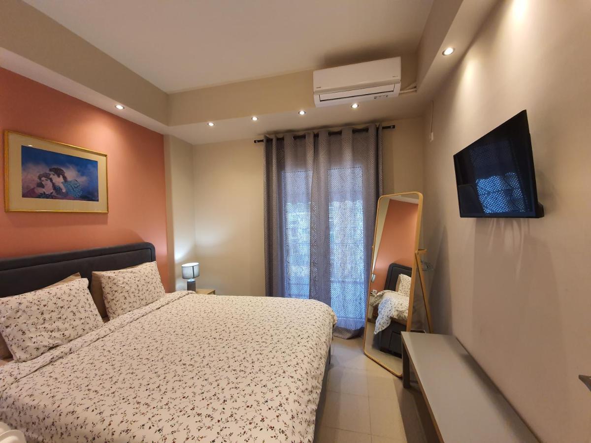 Lukas-2 B/R Luxurious Flat With Veranda Apartment Атина Екстериор снимка