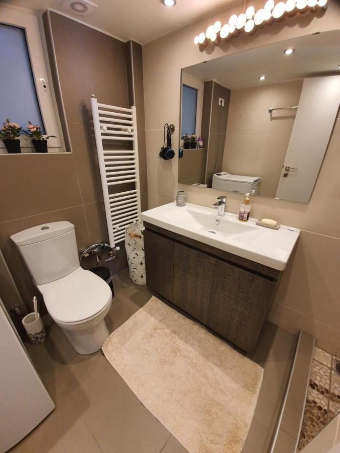 Lukas-2 B/R Luxurious Flat With Veranda Apartment Атина Екстериор снимка