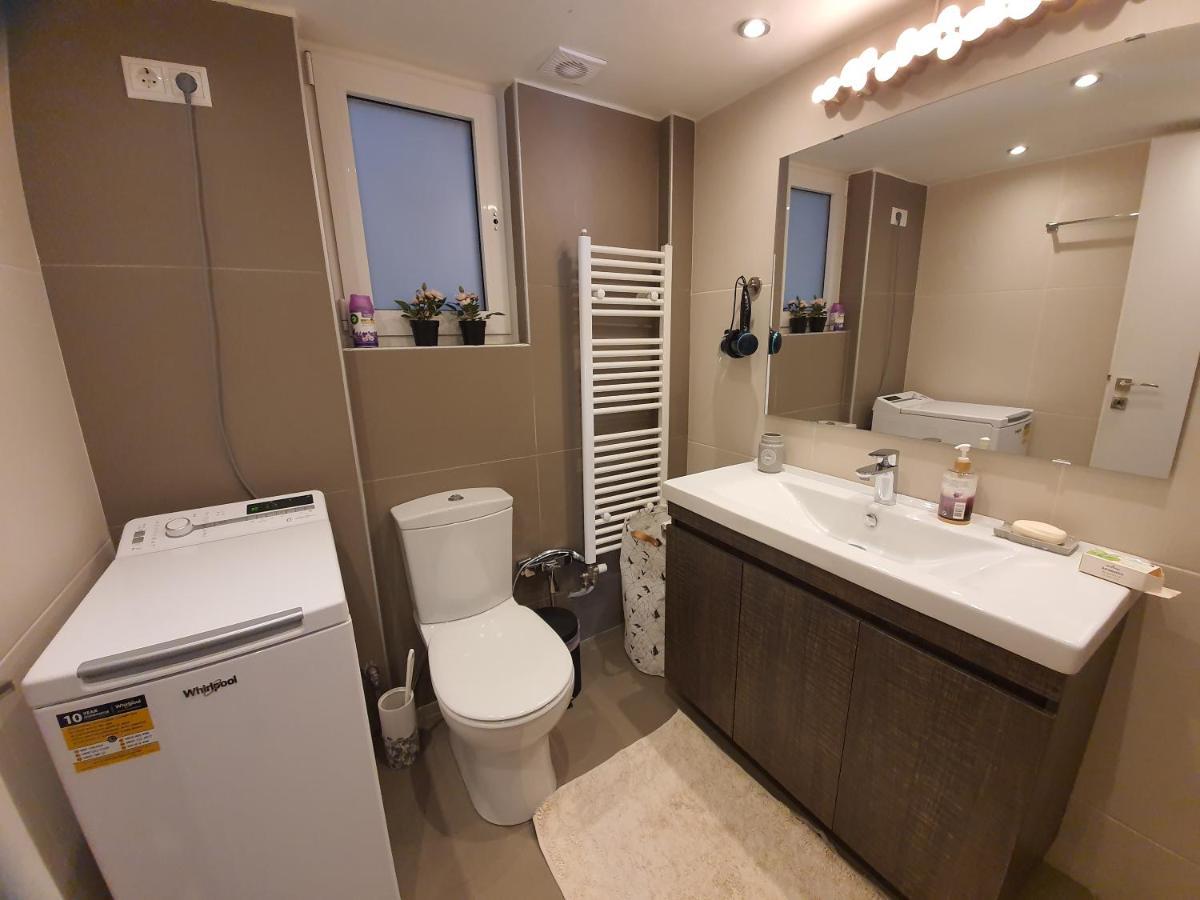 Lukas-2 B/R Luxurious Flat With Veranda Apartment Атина Екстериор снимка